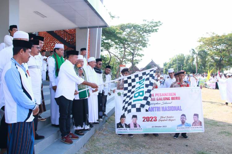 Lepas Kirab Santri, Bupati Andi Utta: Hari Santri bukan milik santri semata, namun milik kita semua