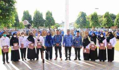 Pertama kali, Bupati Andi Utta Serahkan SK PPPK Nakes