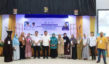 Buka Bimtek Keamanan Pangan Andi Utta : Untuk Sukses Harus Fokus dan Tekun