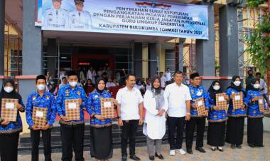 Serahkan SK PPPK Guru, Andi Utta Harap Lebih Semangat Mengajar