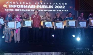 Desa Bira Raih Penghargaan Keterbukaan Informasi