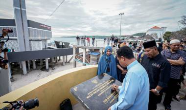 Diresmikan Gubernur, Masjid Thalhah Ubaidillah Jadi Ikon Baru Tanjung Bira Bulukumba