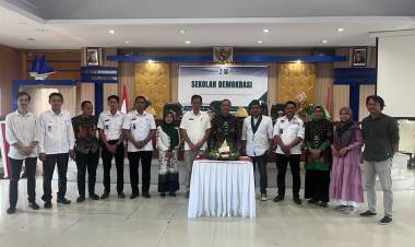 Kesbangpol Hadiri Sekolah Demokrasi HMI Bulukumba
