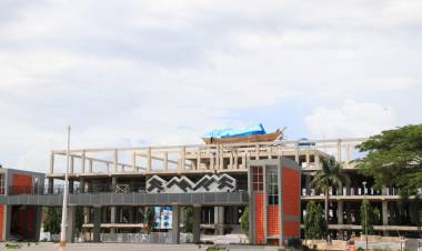 Kapal Pinisi di Atas Satap Mulai Nampak