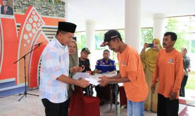 Usai Satpol-Damkar, Giliran Tim Kendali Banjir Dapat THR dari Andi Utta