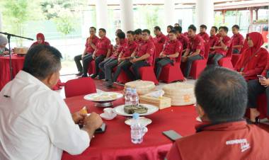 Bupati Andi Utta Tegaskan Penerima Bantuan Harus Miskin: Jangan karena Kedekatan Kades