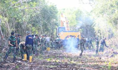 Hujan Tak Surutkan Semangat Satgas TMMD Kodim 1411/Bulukumba.