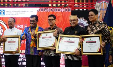 Pemda Bulukumba Menerima Penghargaan Atas Peran Aktif Melindungi Kekayaan Intelektual dari Kemenkumham