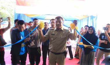Resmikan Outlet Bolu Susu Bira, Ini Harapan Bupati Bulukumba 