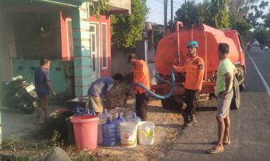 Musim Kemarau, BPBD Bulukumba Suplai Air Bersih Warga
