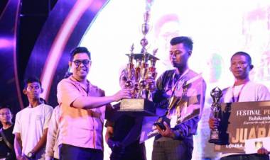 Gala Dinner Bersama PJ Gubernur Warnai Malam Puncak Festival Pinisi Bulukumba