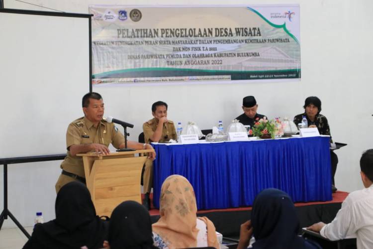 Untuk Datangkan Uang, Bupati Andi Utta Ajak Kelola Desa Wisata Lebih Kreatif