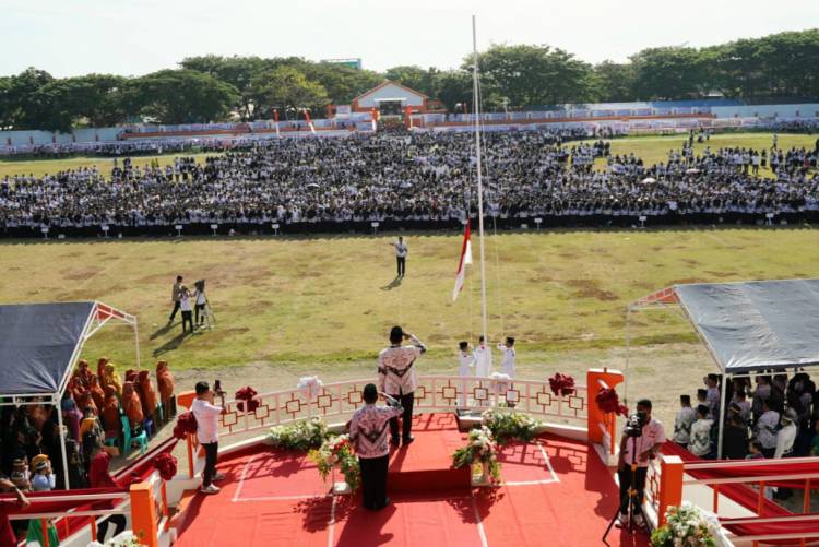 Spesial HUT ke-77 PGRI, 9 Ribu Guru Tumpah di Stadion Mini Bulukumba