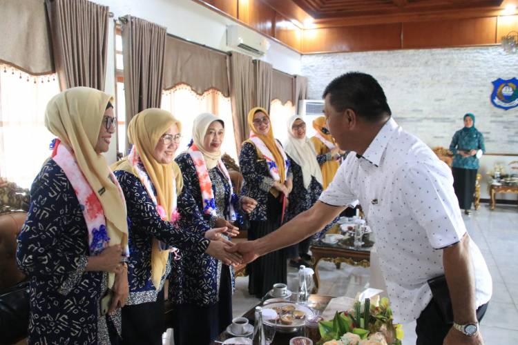 Tim PKK Provinsi Sulawesi Selatan Evaluasi PKK Kabupaten Bulukumba