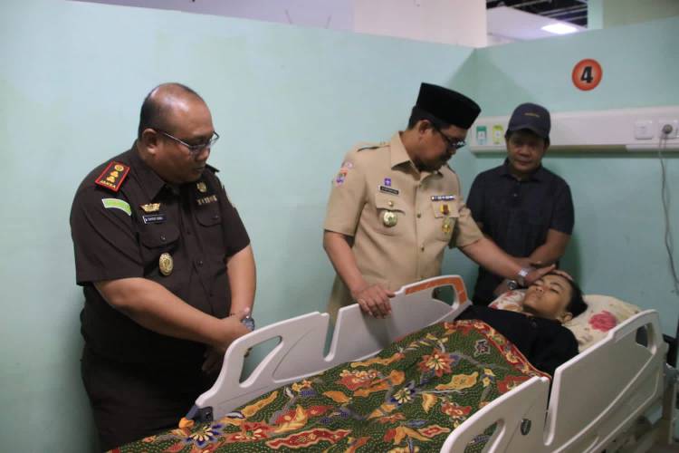 Pemkab Bulukumba Tanggung Seluruh Biaya Perawatan Korban Anak Pramuka yang Kecelakaan Lalulintas